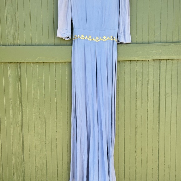 Vintage Blue dress with gold appliqué - Picture 8 of 9